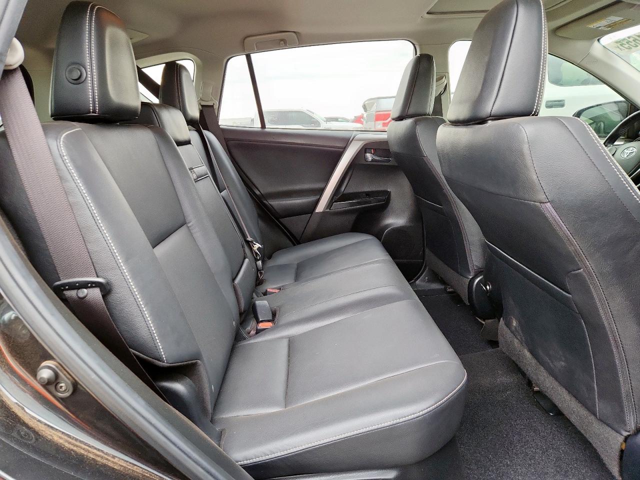 2017 Toyota Rav4 Hv Limited VIN: JTMDJREV1HD091615 Lot: 62661655