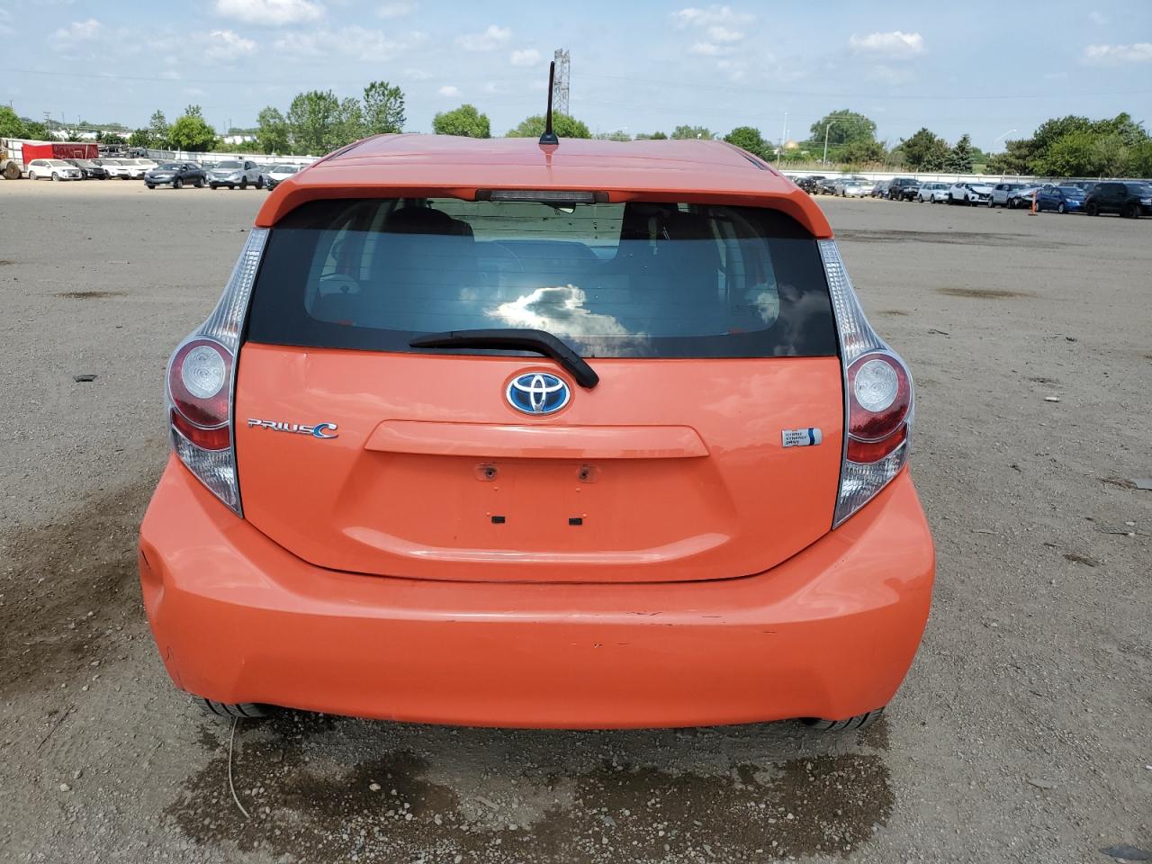 2014 Toyota Prius C VIN: JTDKDTB31E1071909 Lot: 61022085