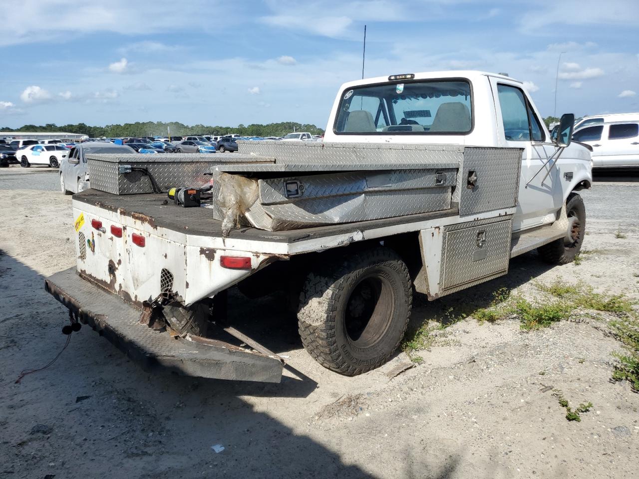 FORD F350 1996 VIN 1FDLF47F8TEA52184 фото 3