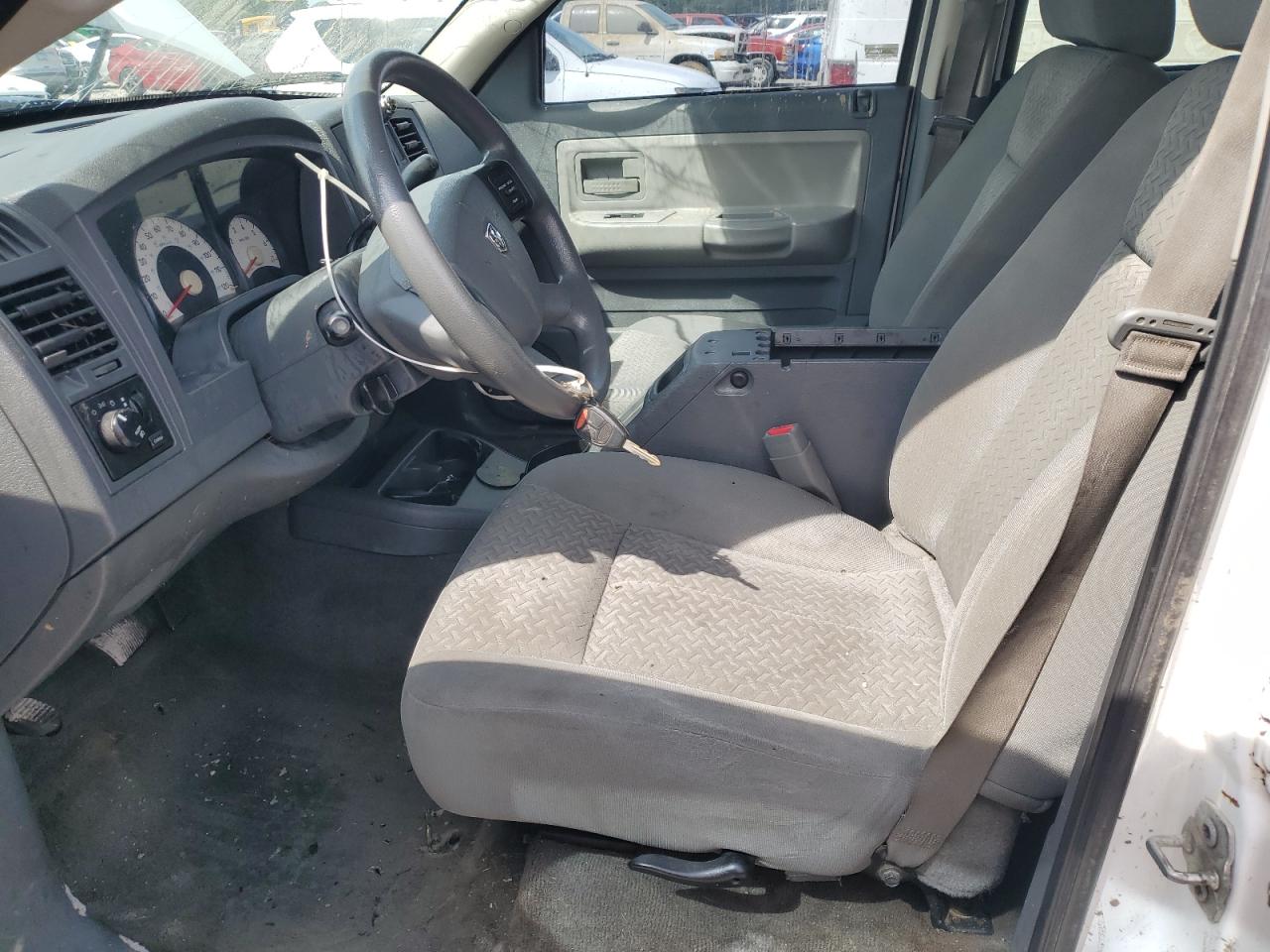 2007 Dodge Dakota Quad VIN: 1D7HE28P07S265071 Lot: 60628275