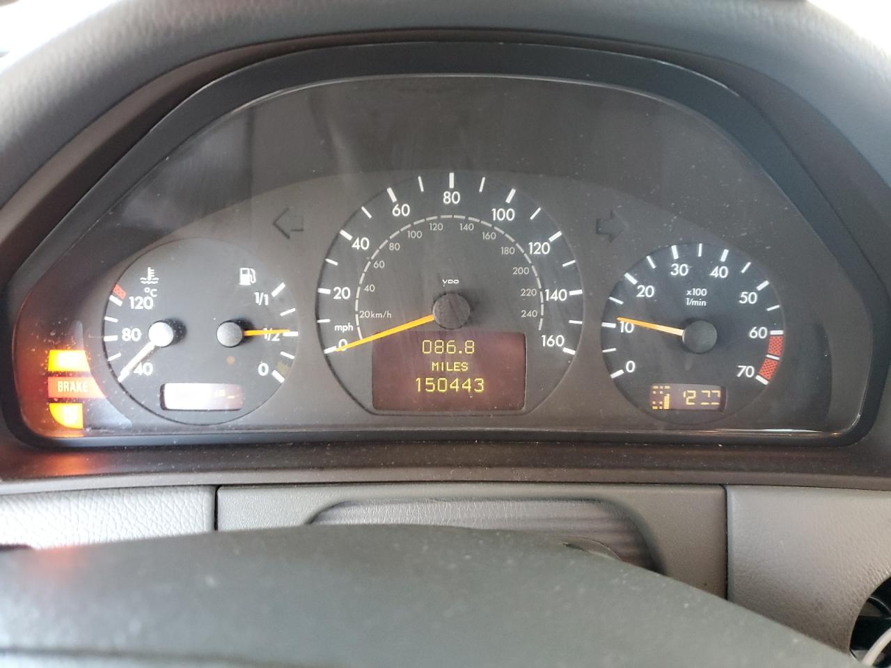 2001 Mercedes-Benz E 320 VIN: WDBJF65J01B317059 Lot: 62968135