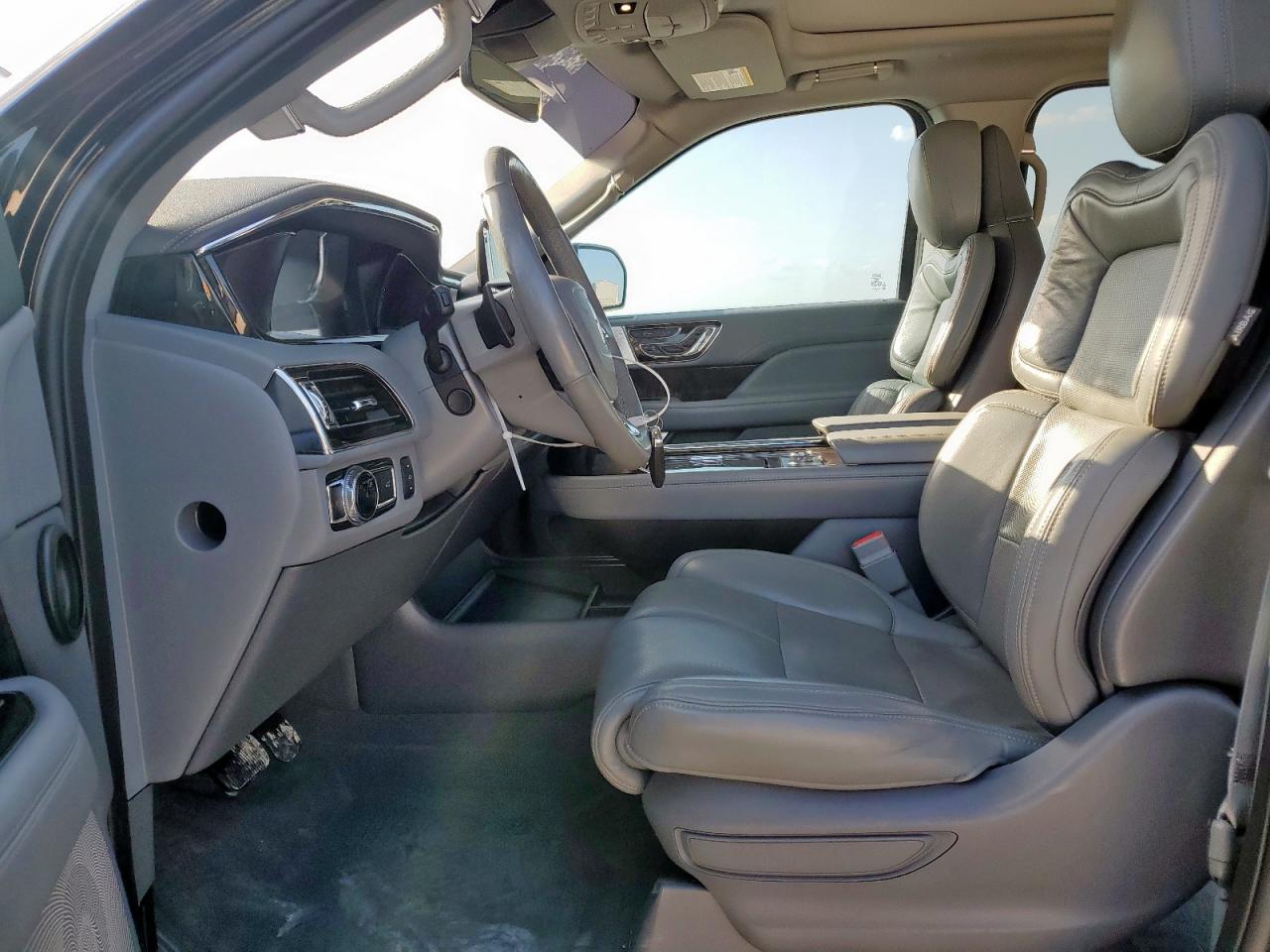 2020 Lincoln Navigator Reserve VIN: 5LMJJ2LT0LEL13326 Lot: 60079775