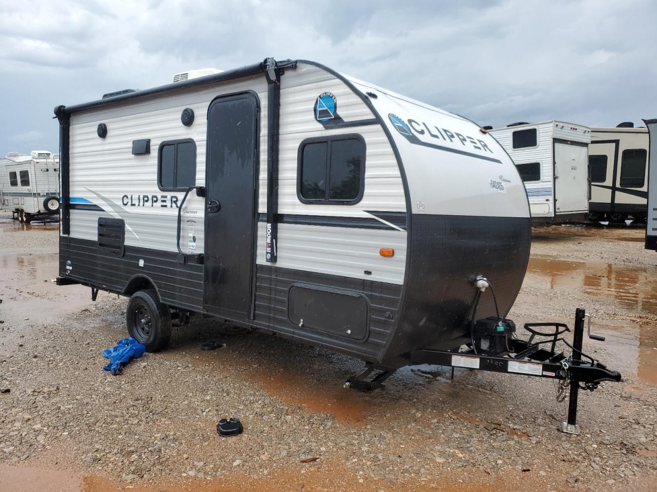 2022 Coach Clipper на продаже в Oklahoma City, OK - Top/Roof