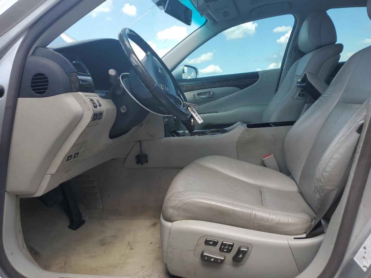 2008 Lexus Ls 460 VIN: JTHBL46F285067604 Lot: 61845475