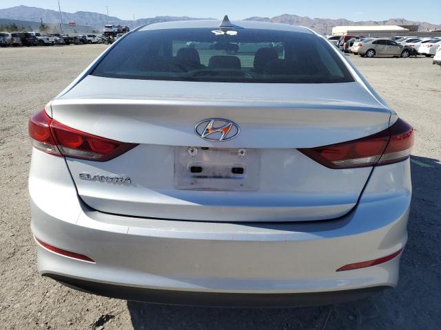  HYUNDAI ELANTRA 2018 Серебристый