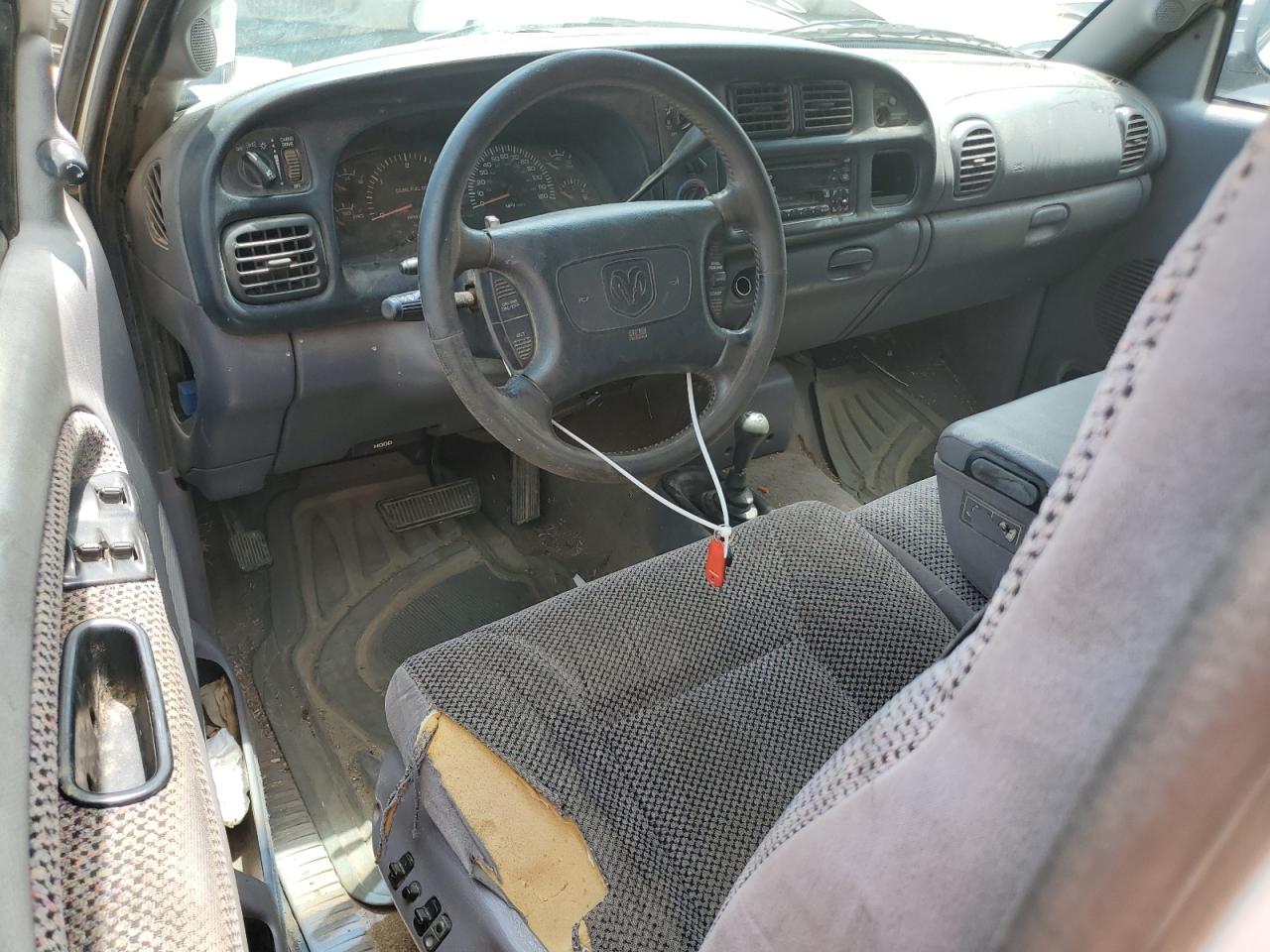 1999 Dodge Ram 2500 VIN: 1B7KF2366XJ503295 Lot: 62356075