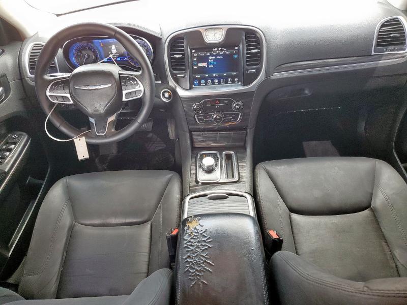  CHRYSLER 300 2019 Burgundy