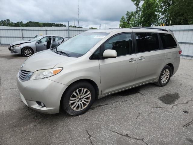 2016 Toyota Sienna Xle