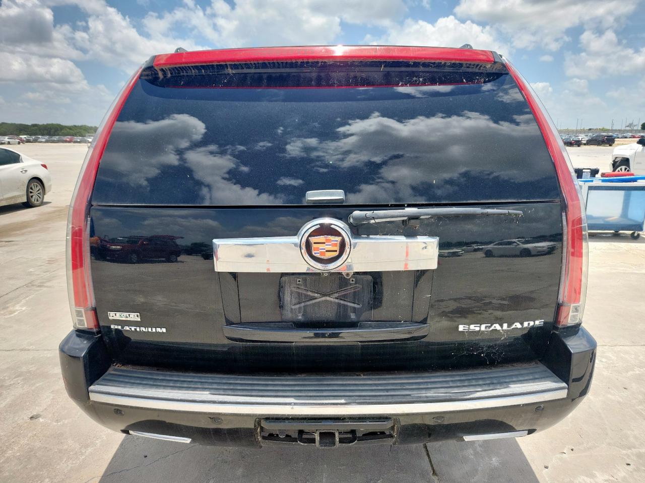 2012 Cadillac Escalade Esv Platinum VIN: 1GYS3KEF1CR323721 Lot: 62031895