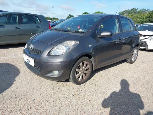 TOYOTA YARIS T SP 2011