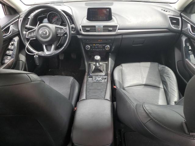  MAZDA 3 2018 Белы