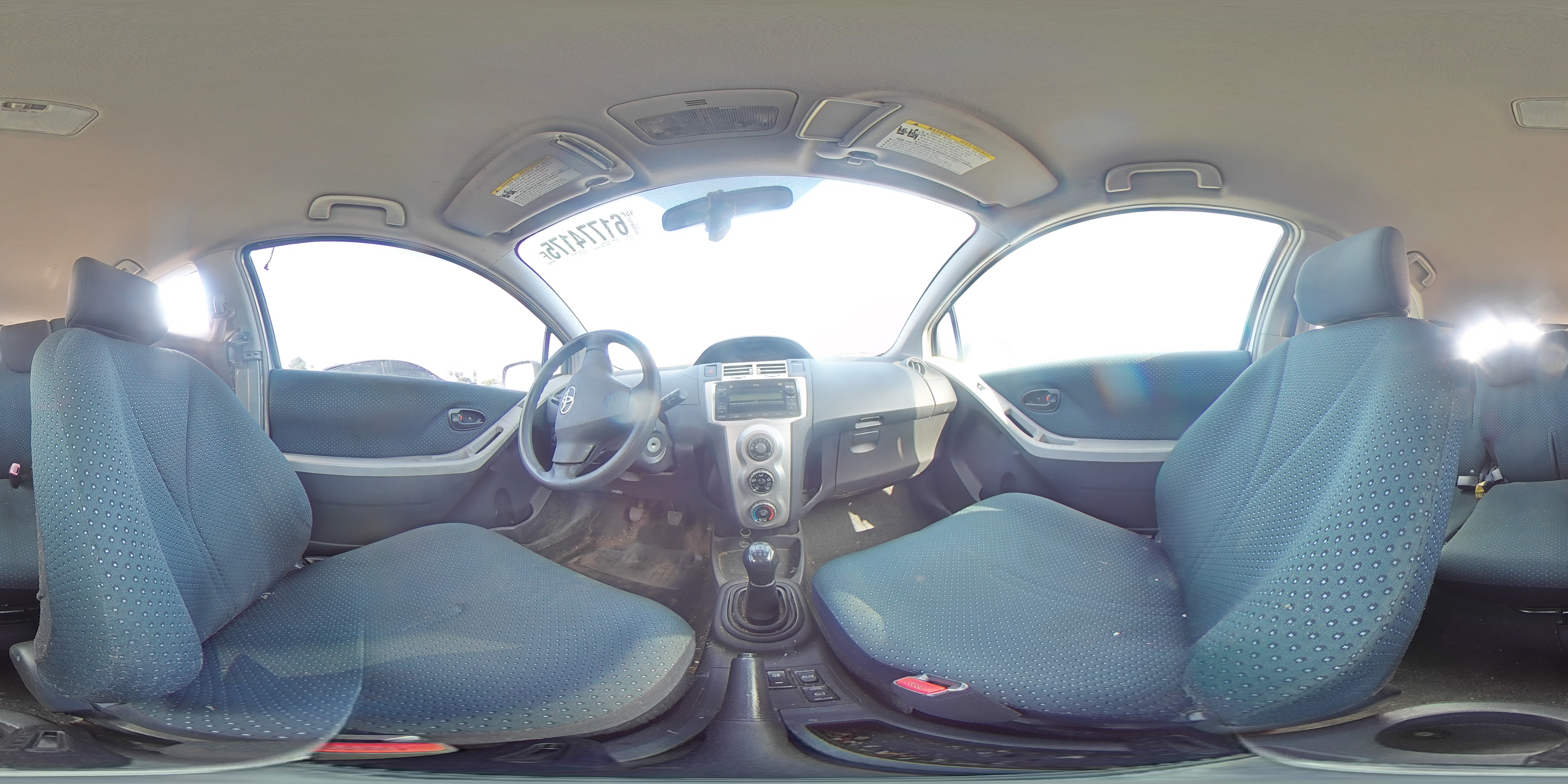 2007 Toyota Yaris VIN: JTDJT923275101707 Lot: 61774175