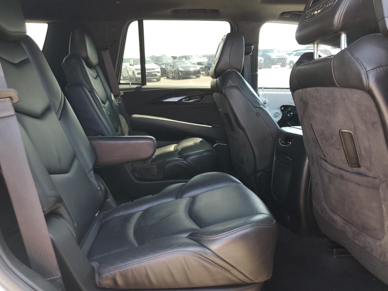 2018 Cadillac Escalade Platinum VIN: 1GYS4DKJ6JR185415 Lot: 60874335