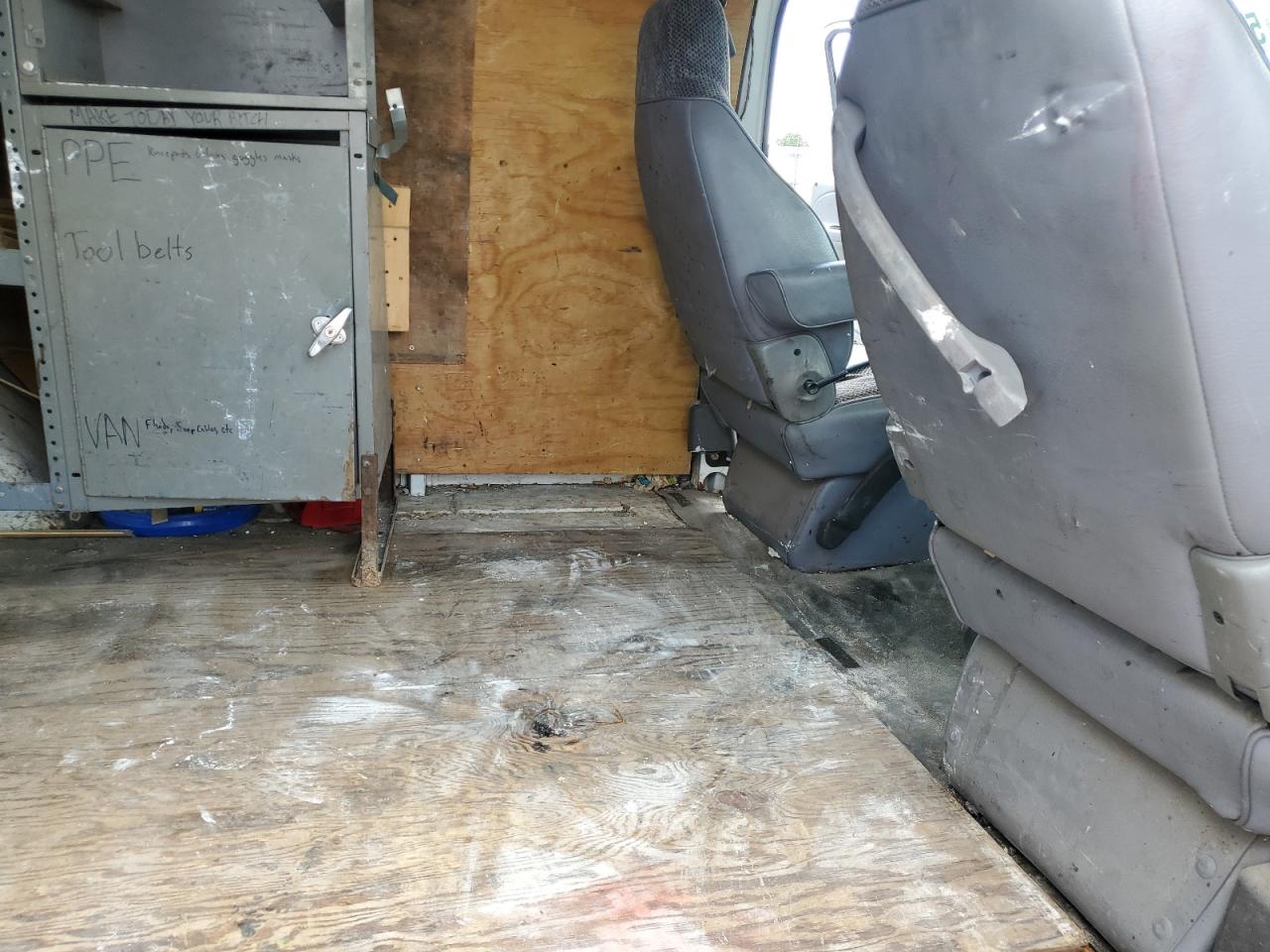 1998 Dodge Ram Van B1500 VIN: 2B7HB11X6WK142374 Lot: 59325885