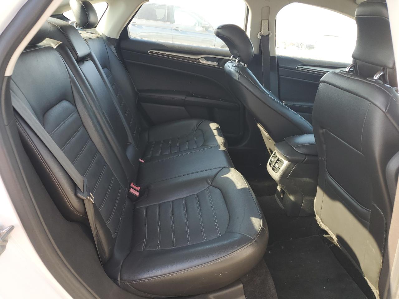 2014 Ford Fusion Se VIN: 3FA6P0HDXER322218 Lot: 59623535