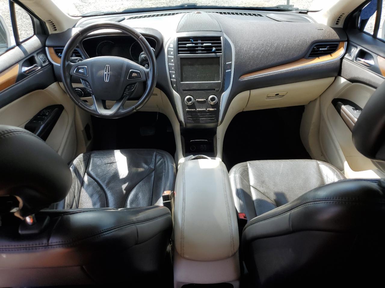 LINCOLN MKC 2016 VIN 5LMCJ3C94GUJ27853 фото 8