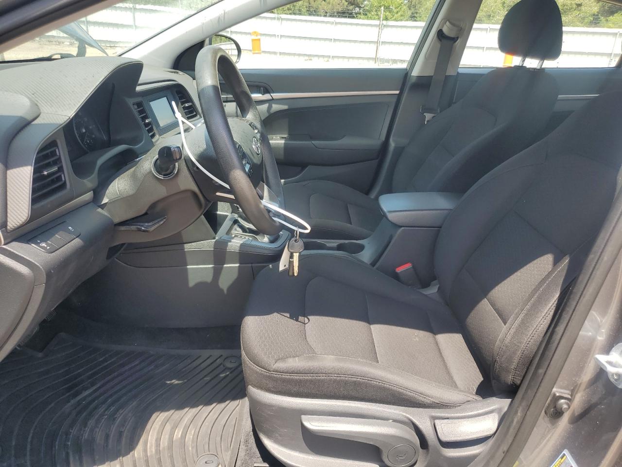2019 Hyundai Elantra Se VIN: 5NPD74LF6KH484587 Lot: 61870255