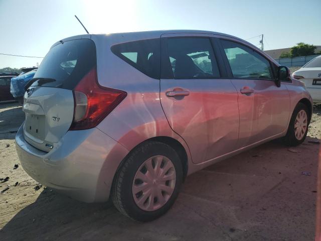  NISSAN VERSA 2014 Srebrny