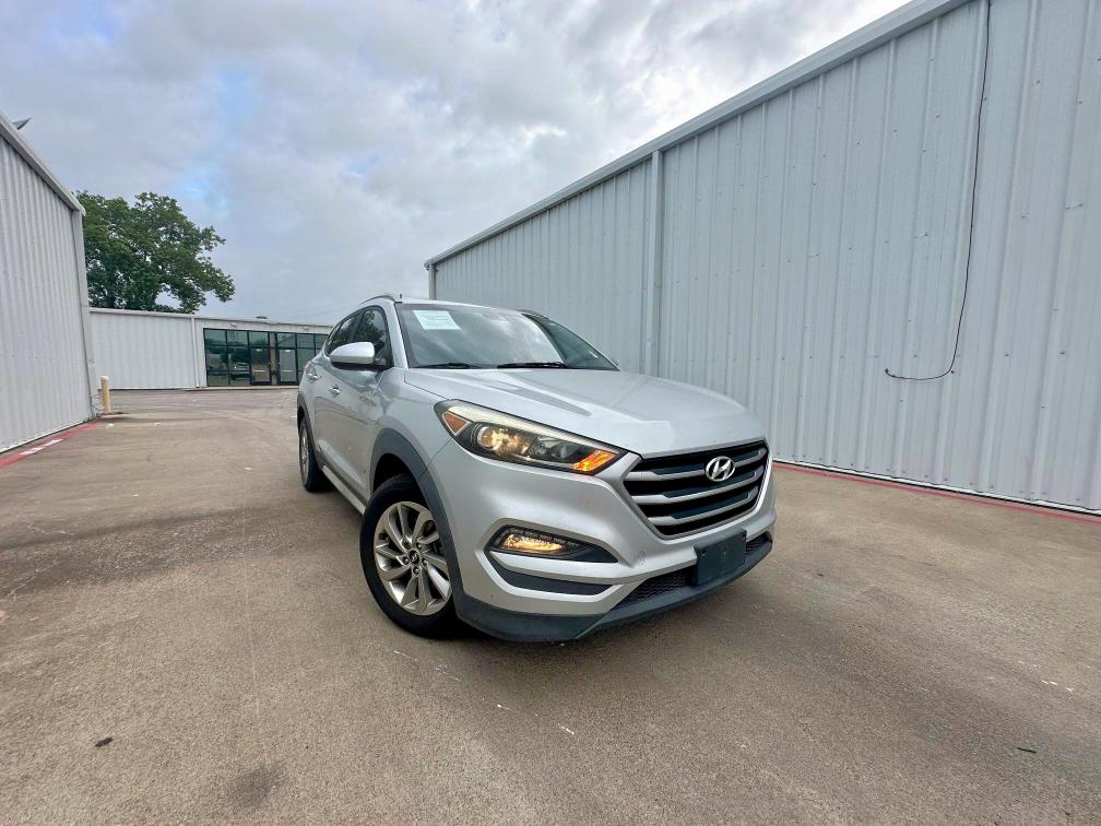 Паркетники HYUNDAI TUCSON 2017 Сріблястий