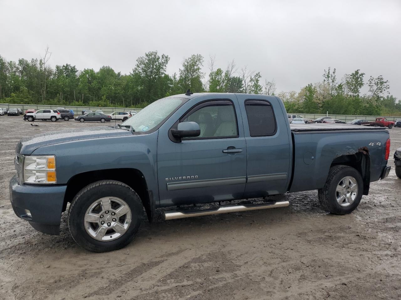 2011 Chevrolet Silverado K1500 Ltz for Sale in Leroy, NY - Front End