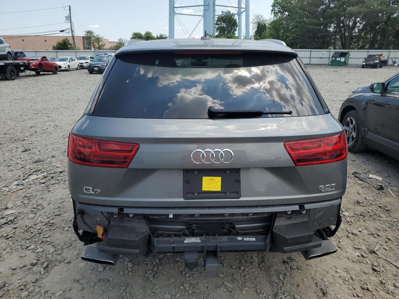 2017 Audi Q7 Prestige VIN: WA1VAAF75HD016562 Lot: 62058235