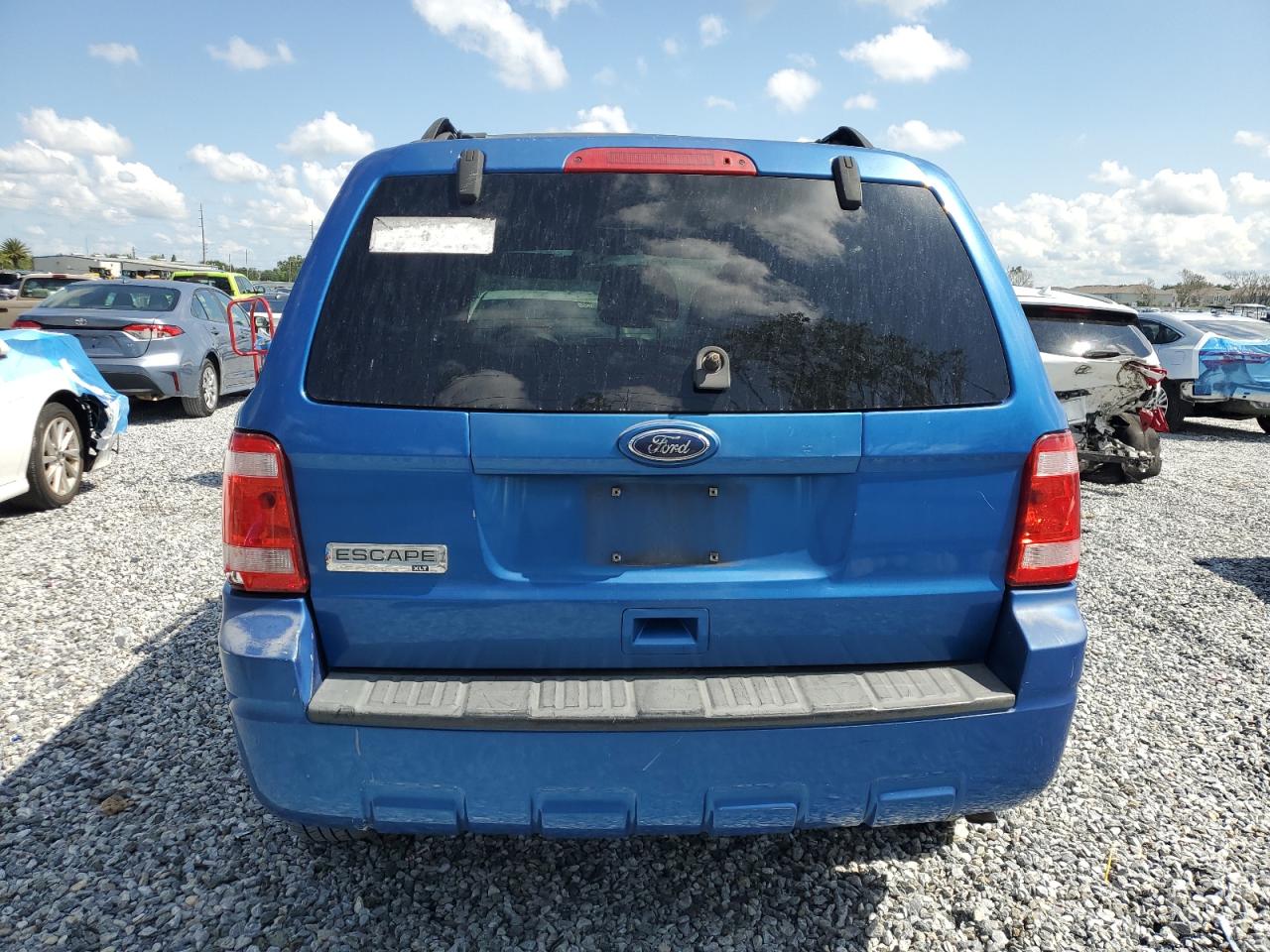FORD ESCAPE 2011 VIN 1FMCU0D73BKA61628 фото 6