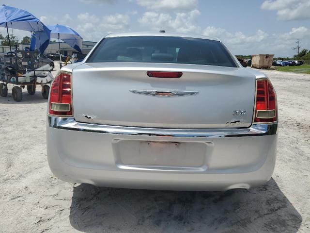  CHRYSLER 300 2012 Srebrny