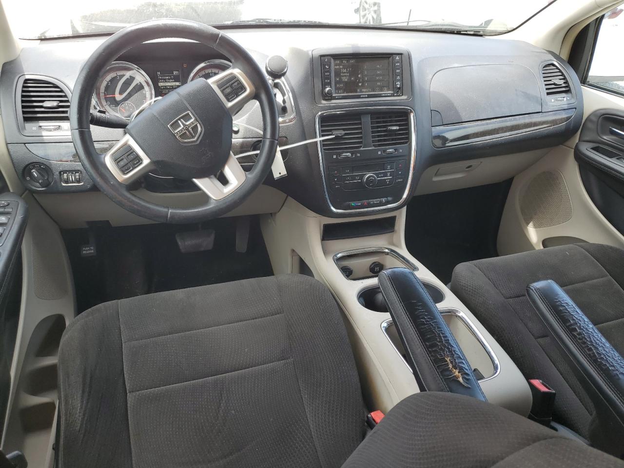2013 Dodge Grand Caravan Crew VIN: 2C4RDGDG8DR568505 Lot: 62697405