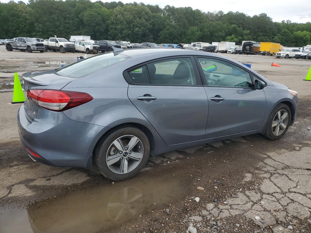 2018 Kia Forte Lx VIN: 3KPFL4A7XJE190418 Lot: 60057785