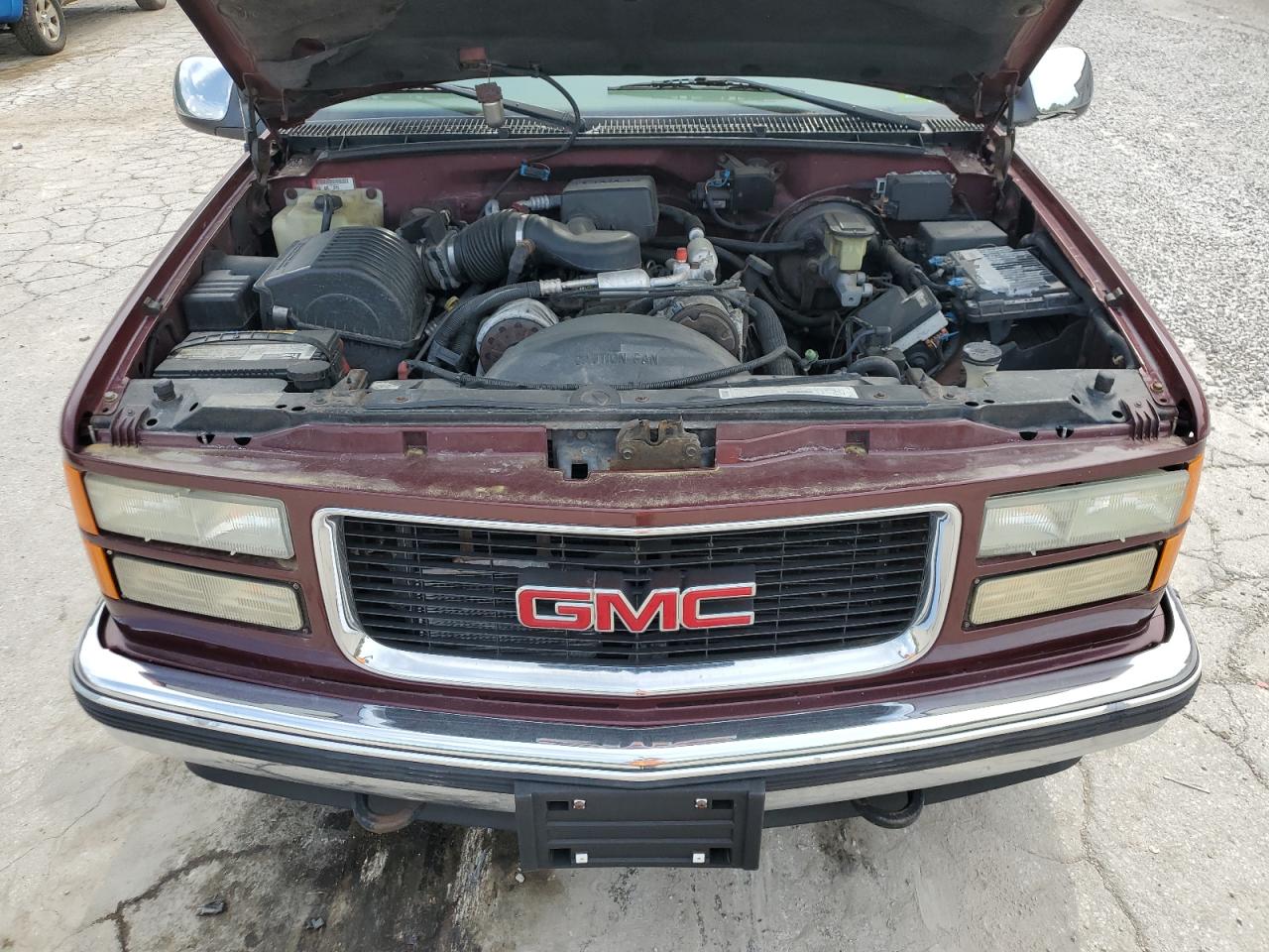 1999 GMC Suburban K1500 VIN: 1GKFK16R3XJ761646 Lot: 60677465