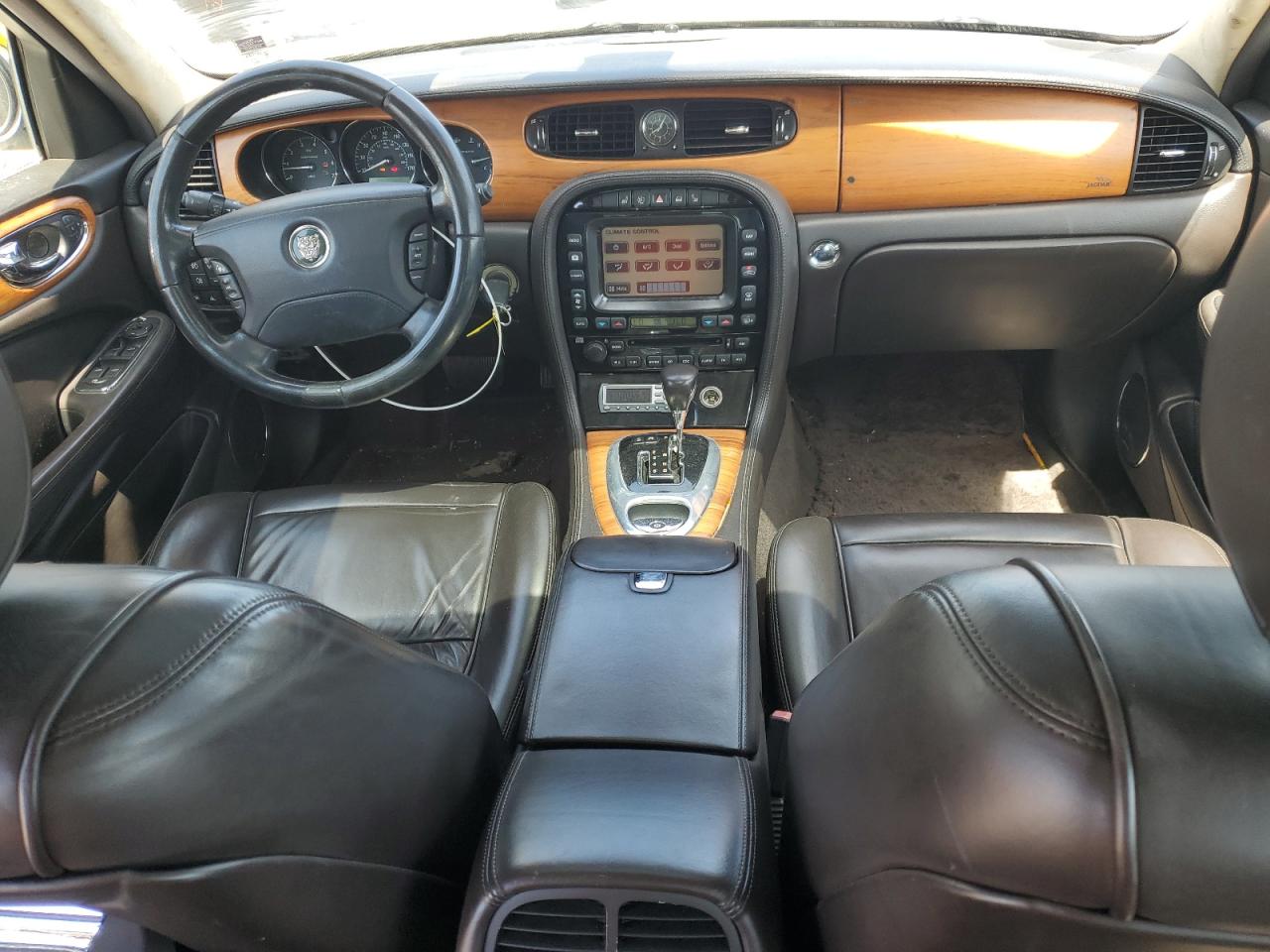 2006 Jaguar Super V8 Portfolio VIN: SAJWA86C46TG50582 Lot: 62954855