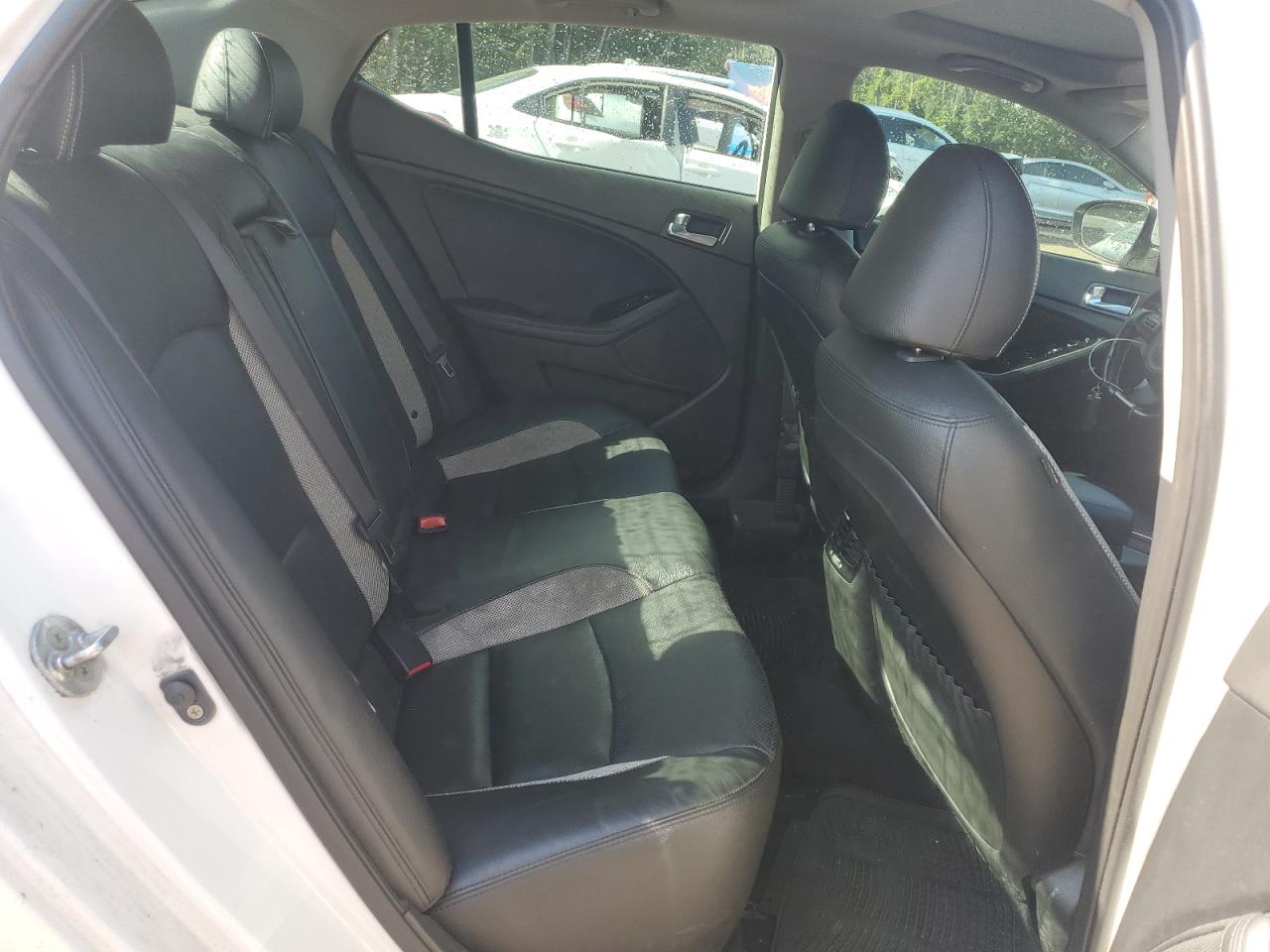 2015 Kia Optima Sx VIN: KNAGR4A66F5633867 Lot: 62292635