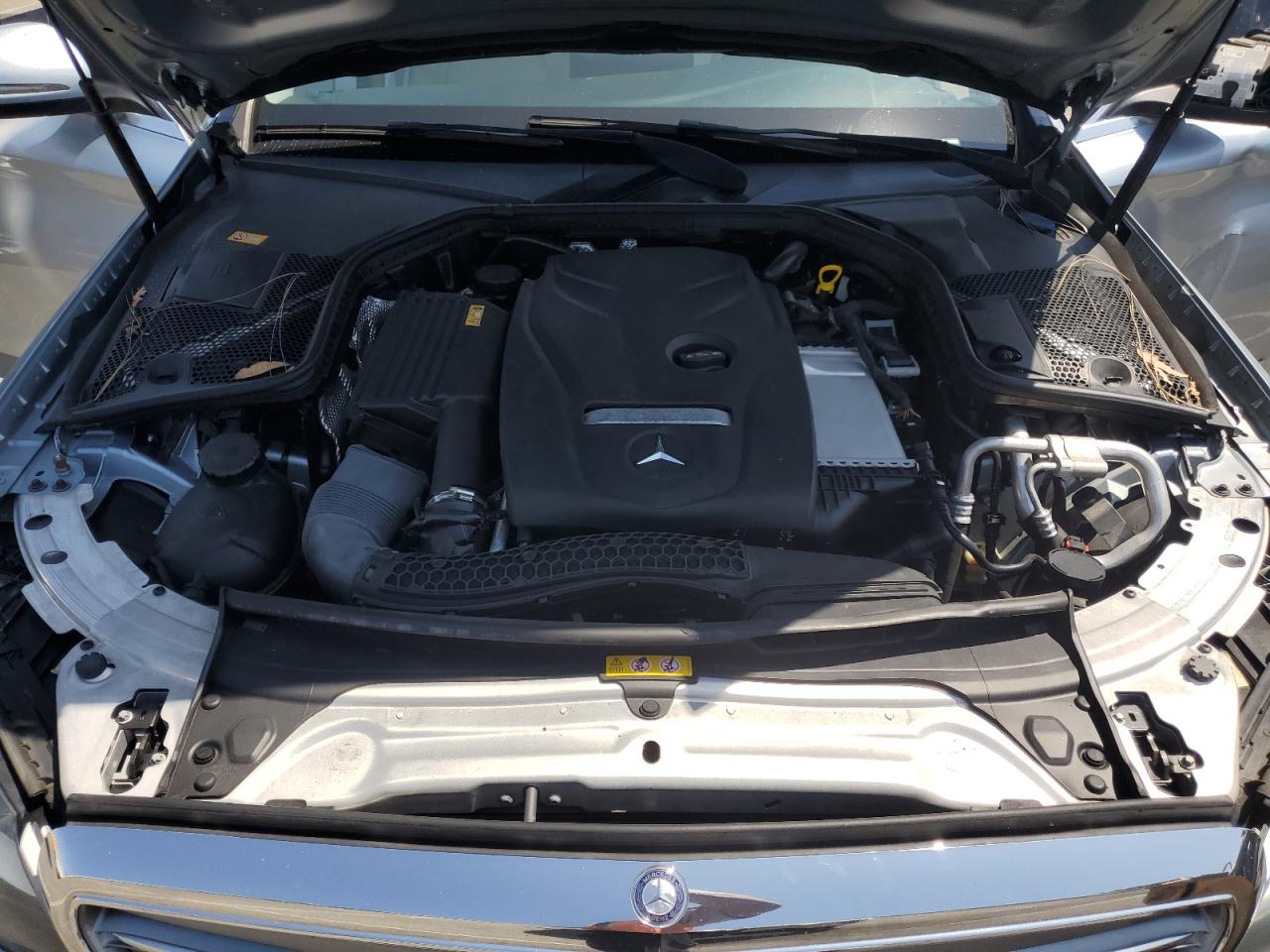 2016 Mercedes-Benz C 300 4Matic VIN: 55SWF4KBXGU117237 Lot: 62745865