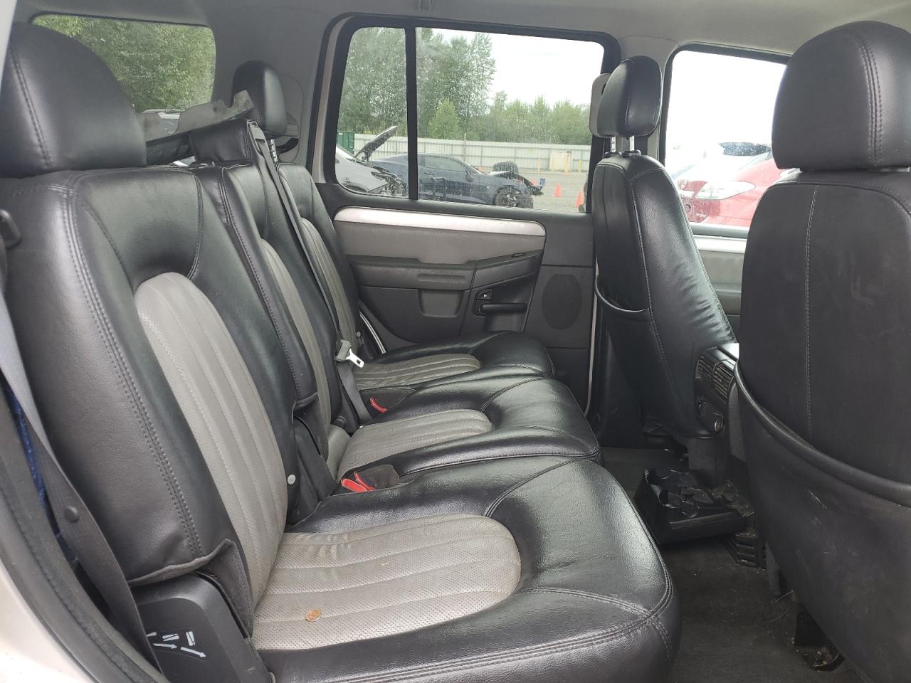 2004 Mercury Mountaineer VIN: 4M2ZU86W74ZJ27510 Lot: 62670205