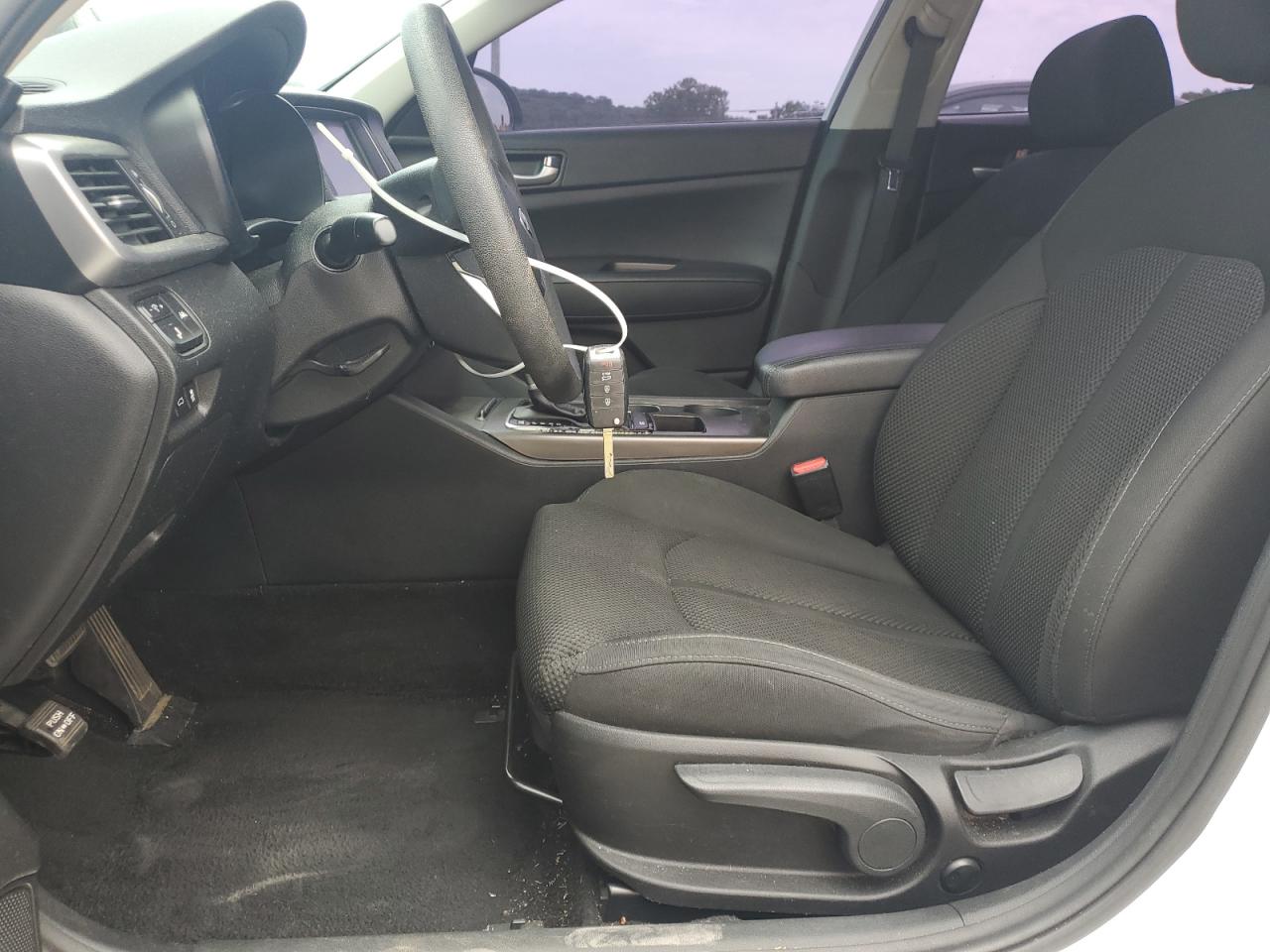 KIA OPTIMA 2019 VIN 5XXGT4L36KG323764 фото 7
