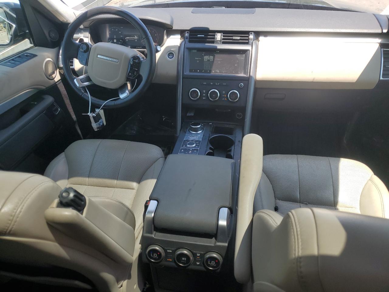 2020 Land Rover Discovery Landmark VIN: SALRU2RVXL2415611 Lot: 58900625
