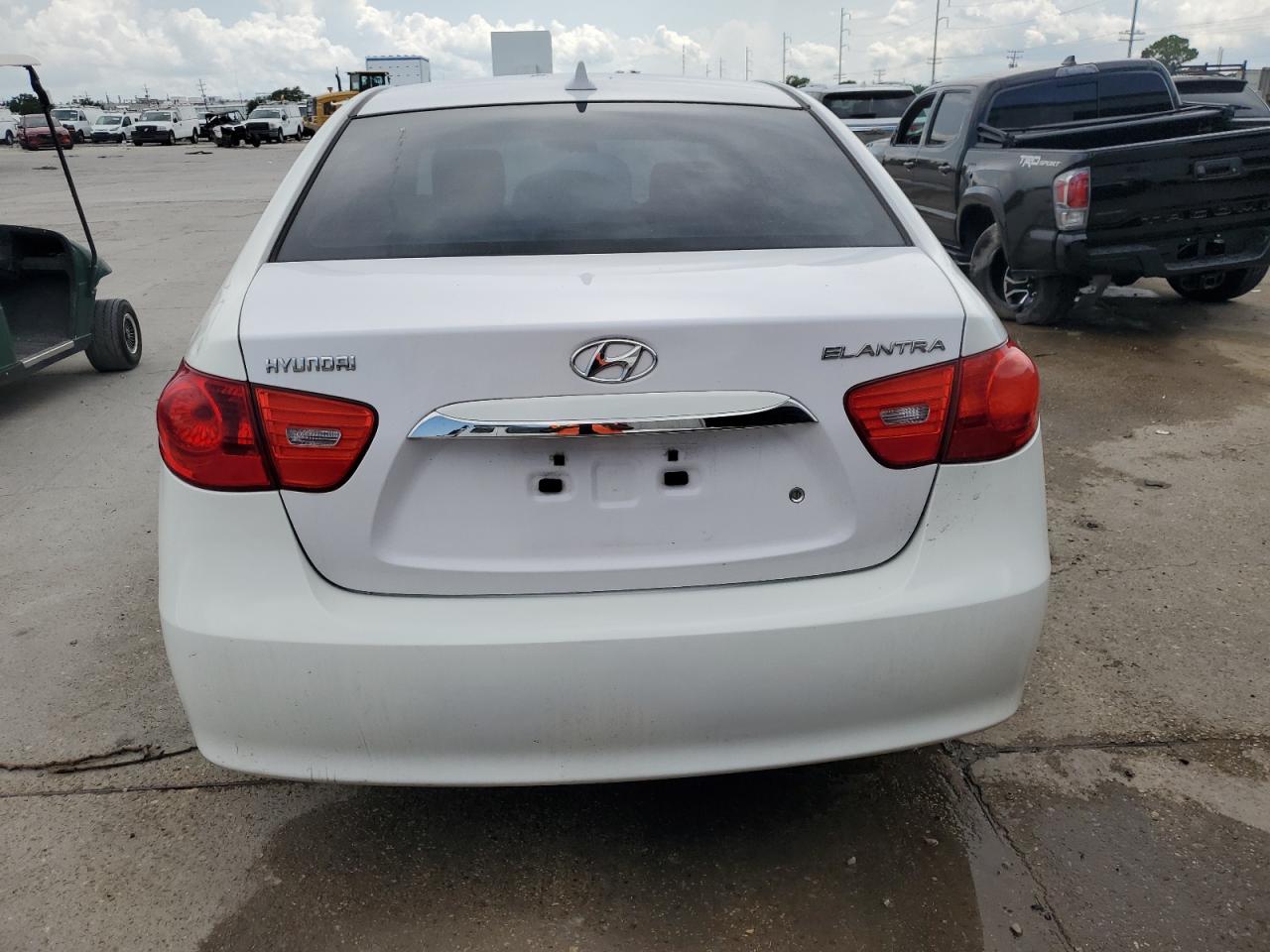 2010 Hyundai Elantra Blue VIN: KMHDU4AD8AU980419 Lot: 59563405