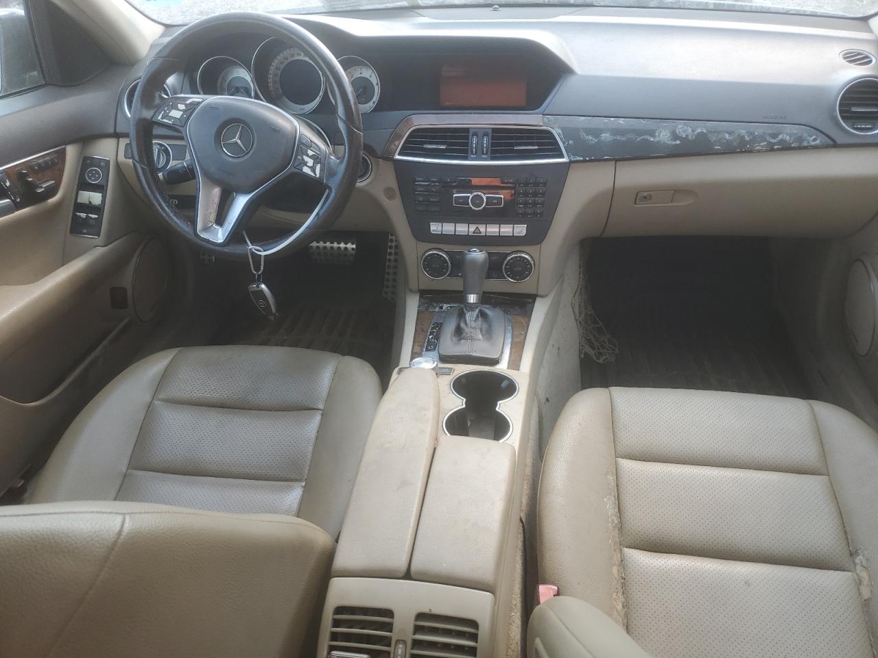 2012 Mercedes-Benz C 250 VIN: WDDGF4HBXCA622670 Lot: 62267245
