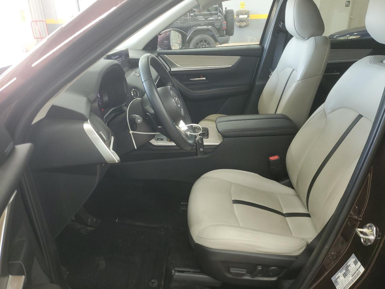 2024 Mazda Cx-90 Premium VIN: JM3KKDHA2R1118718 Lot: 60912745