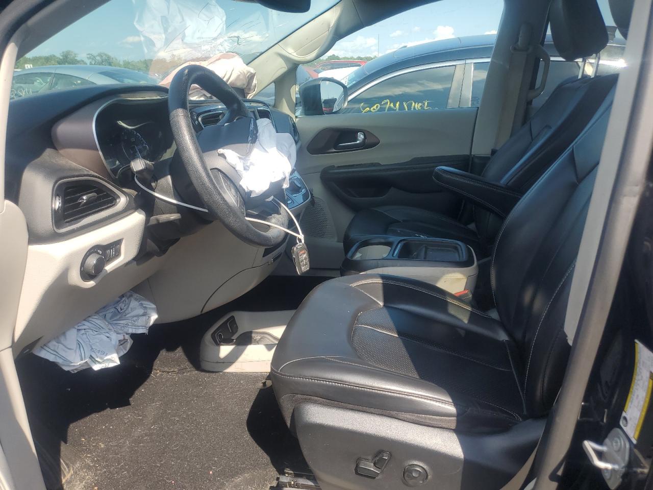 2020 Chrysler Voyager Lxi VIN: 2C4RC1DG8LR151612 Lot: 61596715