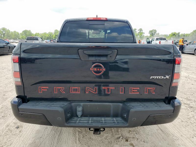 NISSAN FRONTIER 2023 Czarny