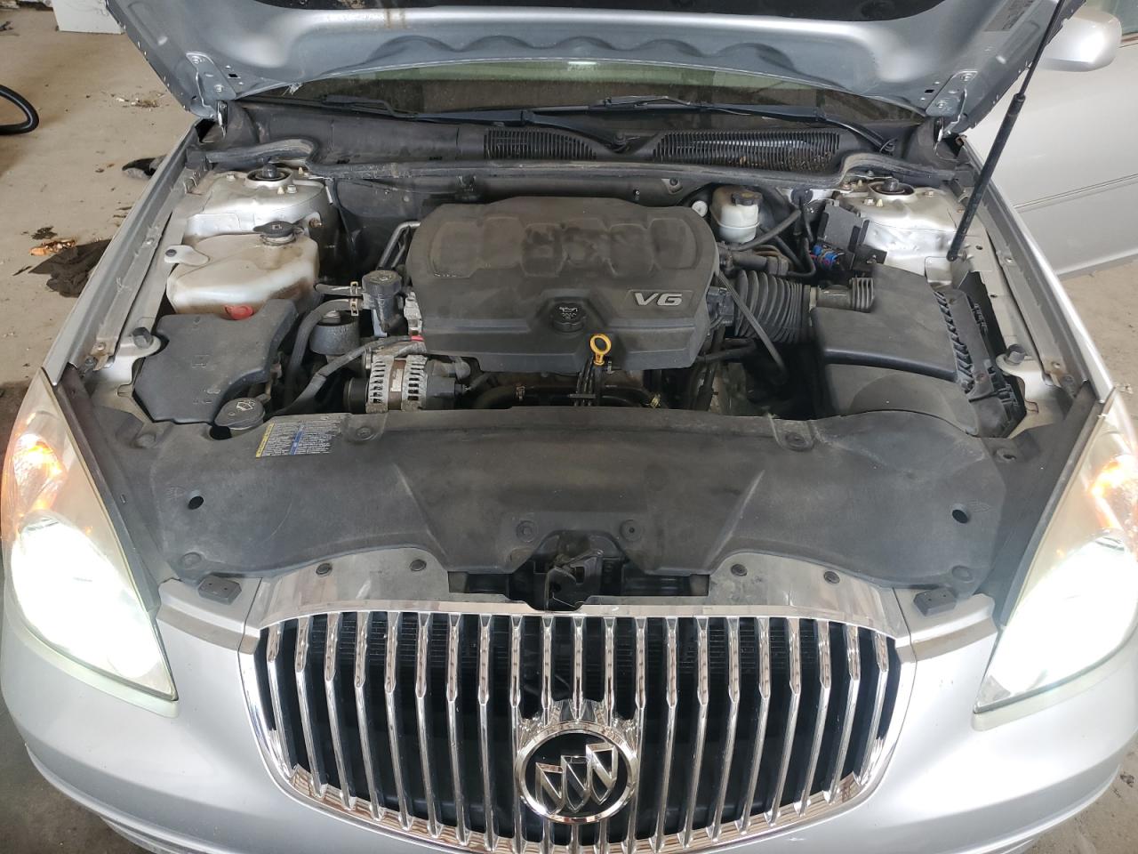 2010 Buick Lucerne Cxl VIN: 1G4HC5EM8AU100114 Lot: 62257455