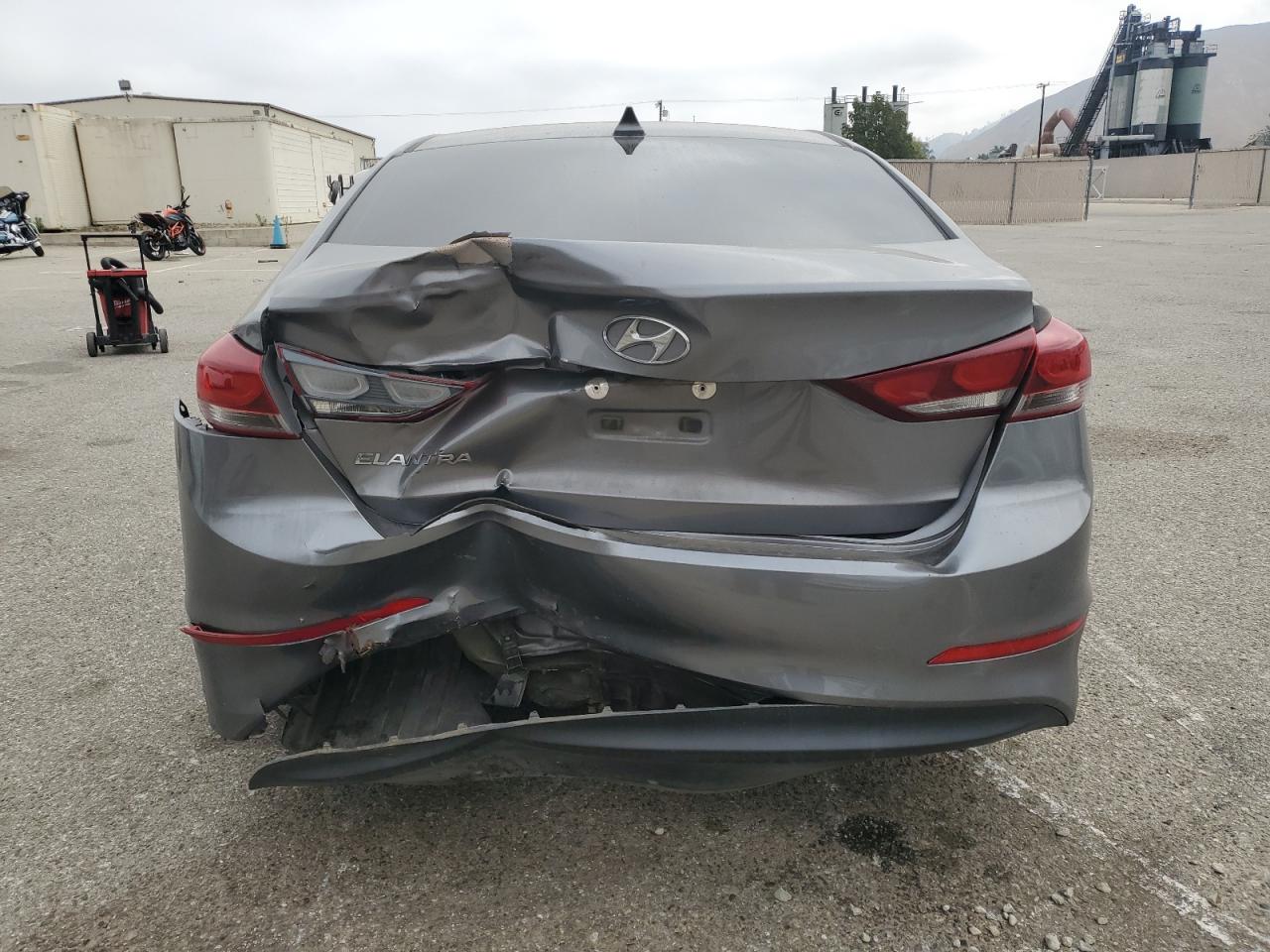 HYUNDAI ELANTRA 2018 VIN 5NPD84LF4JH240805 photo 6