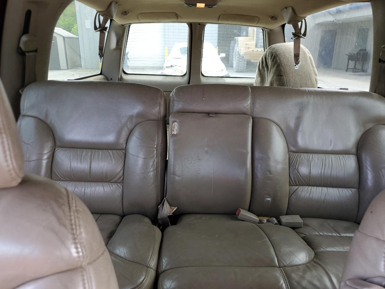1999 GMC Suburban K1500 VIN: 1GKFK16R3XJ761646 Lot: 60677465