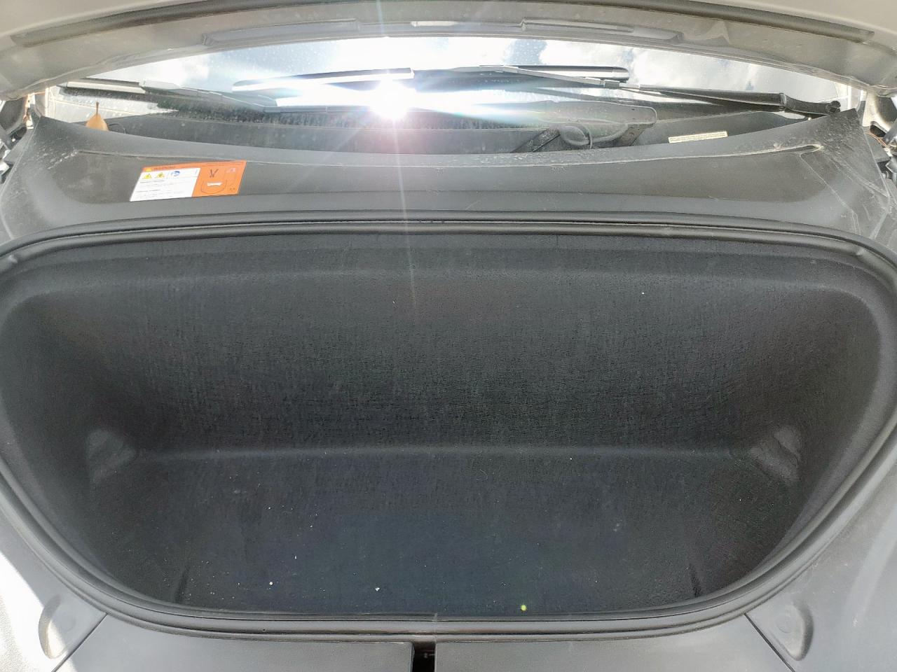 2018 Tesla Model X VIN: 5YJXCBE43JF126966 Lot: 62711405