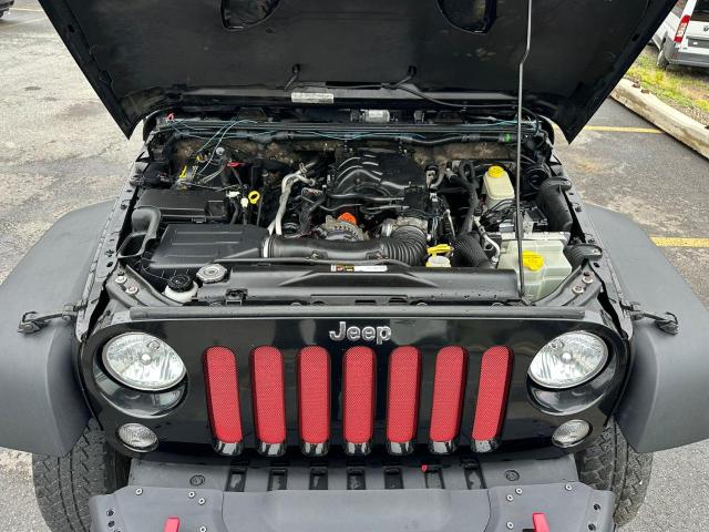 Parquets JEEP WRANGLER 2015 Czarny