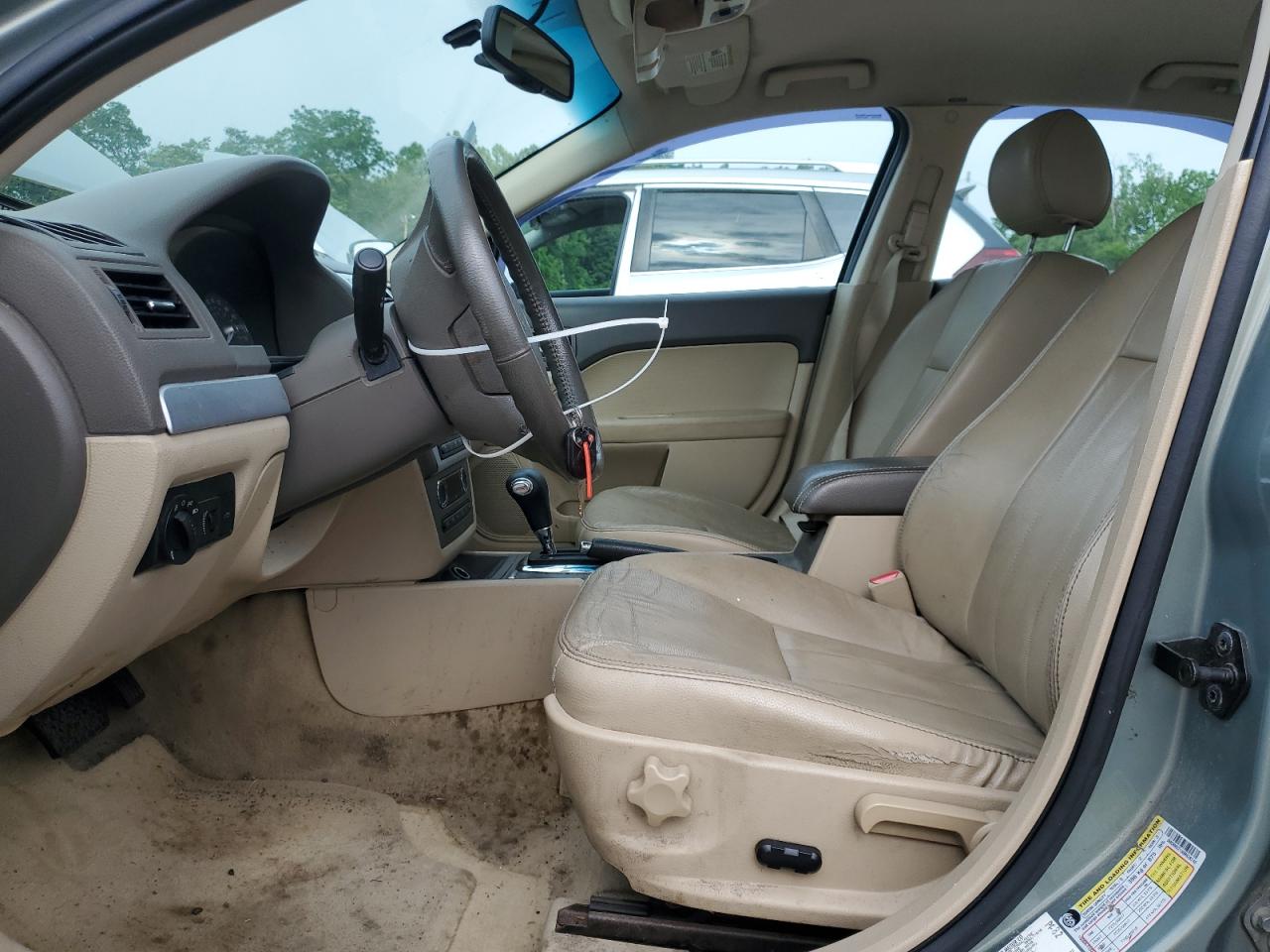 2008 Mercury Milan Premier VIN: 3MEHM02108R628745 Lot: 60880635