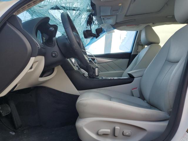  INFINITI Q50 2024 Biały