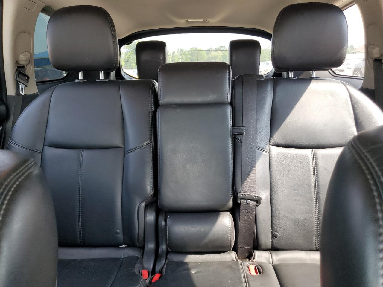 2014 Nissan Pathfinder S VIN: 5N1AR2MN1EC643700 Lot: 62179355