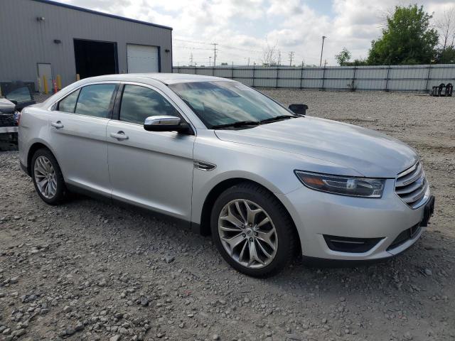  FORD TAURUS 2015 Srebrny